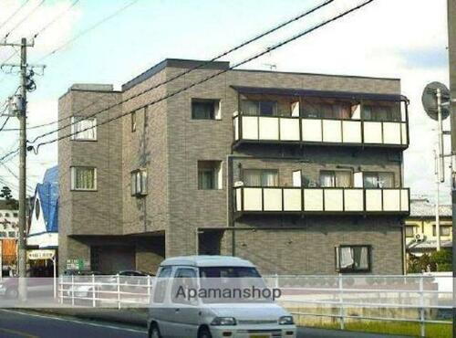 愛媛県伊予郡砥部町高尾田 3階建