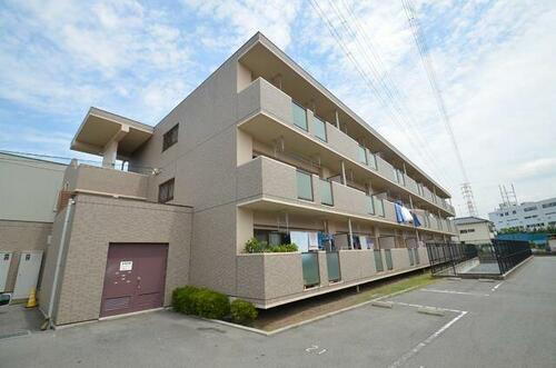 埼玉県志木市下宗岡４丁目 3階建