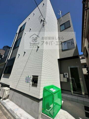 Ｈ＆Ｍ　ｖｉｌｌａ 3階建