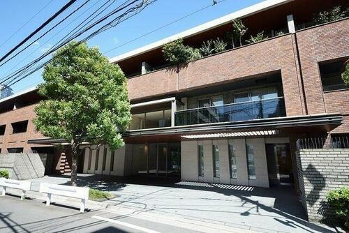 麻布第一マンションズ 9階建