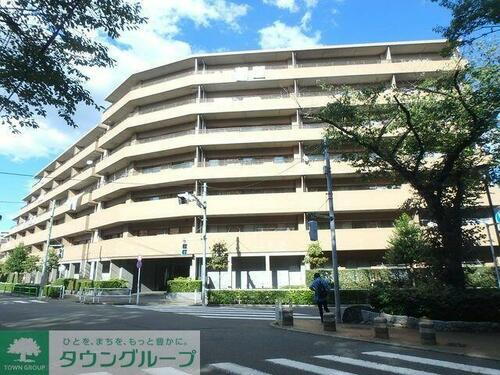 東京都板橋区桜川３丁目 7階建