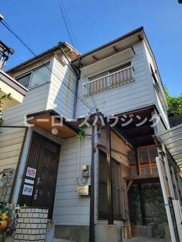 大阪府豊中市柴原町５丁目 2階建