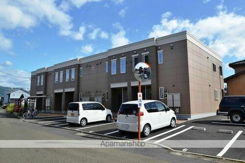 グランダムール麦島