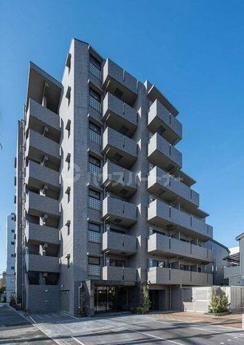 ルーブル中板橋伍番館 8階建