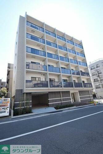 プレール・ドゥーク菊川 6階建