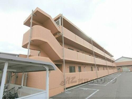 滋賀県東近江市東沖野３丁目 賃貸マンション