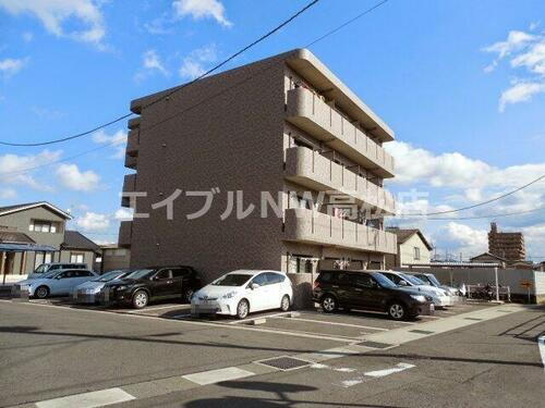 香川県高松市上天神町 賃貸マンション