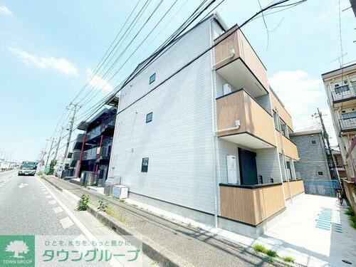 埼玉県狭山市新狭山２丁目 3階建