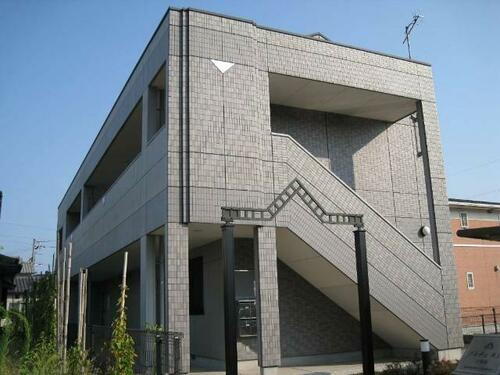 ドルチェ井上　弐番館 2階建