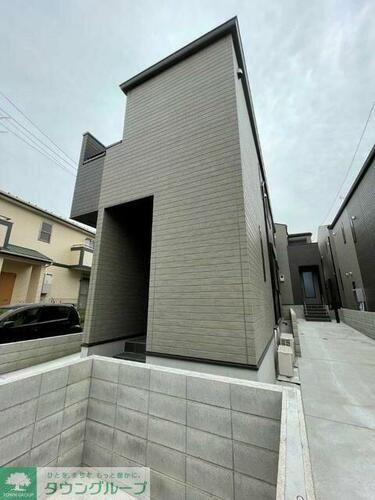 埼玉県さいたま市北区日進町１丁目 2階建 築2年7ヶ月