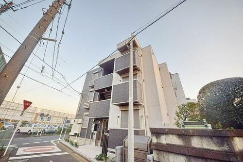 埼玉県川越市脇田本町 3階建