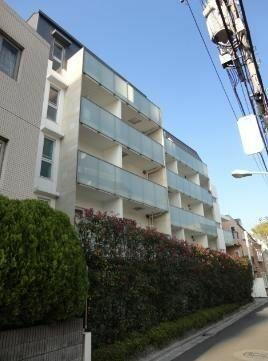 東京都渋谷区千駄ヶ谷５丁目 5階建
