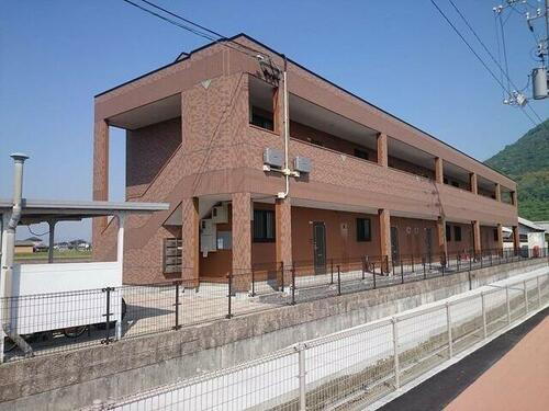 香川県丸亀市飯山町川原 賃貸アパート