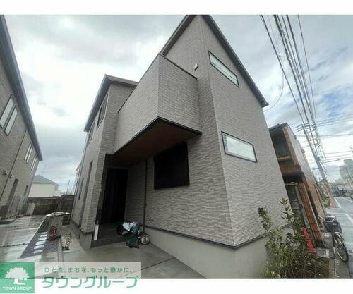 東京都目黒区下目黒５丁目 2階建