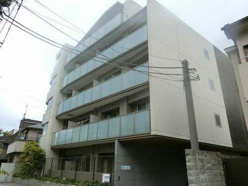 東京都目黒区平町１丁目 5階建