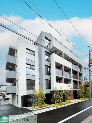 東京都目黒区上目黒５丁目 5階建