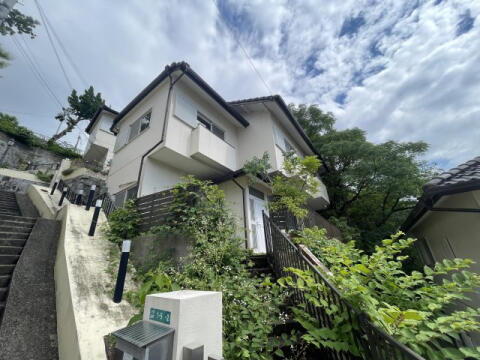 グロース甲陽園ＶＩＬＬＡ