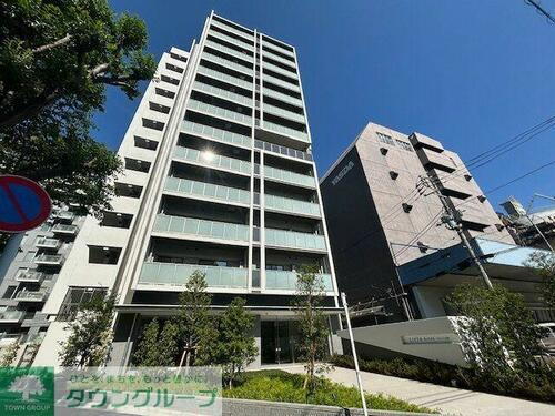 東京都港区海岸３丁目 14階建
