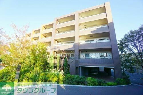 ブランズシティあざみ野 地上6階地下1階建