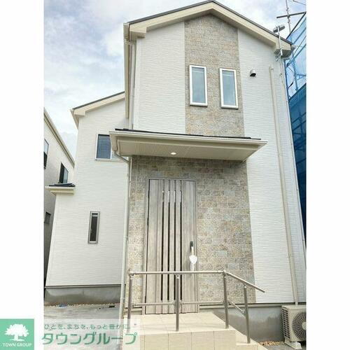 千葉県流山市東初石１丁目 2階建