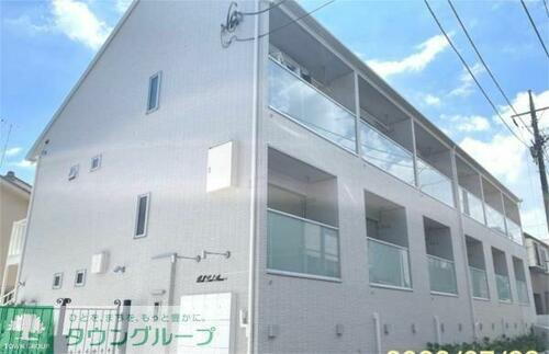 東京都板橋区蓮沼町 2階建