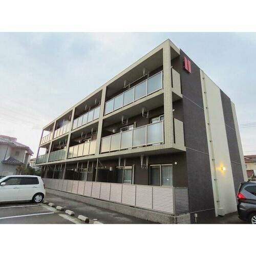 ラ　メゾン　ミモザⅠ 3階建