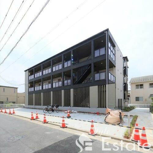 コーポハピネス白砂 3階建