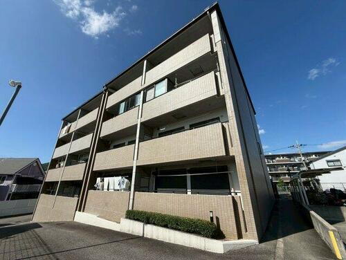 ラ・フィーネ芳樹 4階建