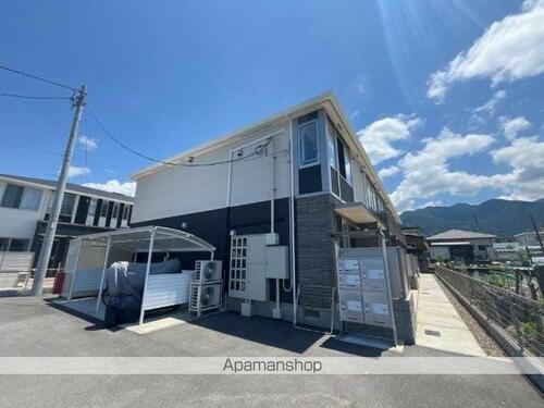 愛媛県新居浜市本郷１丁目 賃貸アパート