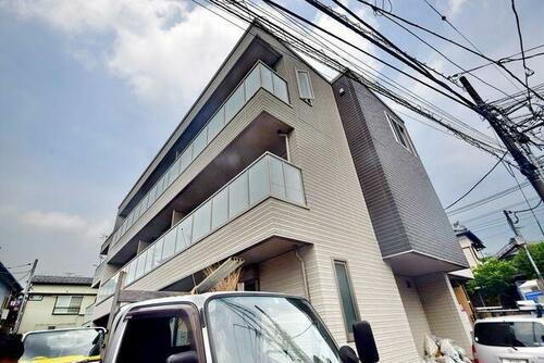 メゾン・ド・ベル 3階建