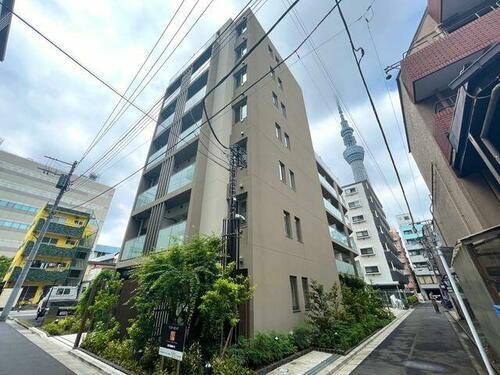 東京都墨田区横川２丁目 7階建