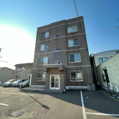 北海道室蘭市東町２丁目 賃貸マンション