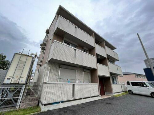 大阪府高石市東羽衣５丁目 3階建