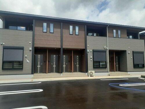 広島県福山市御幸町大字森脇 2階建 築1年9ヶ月