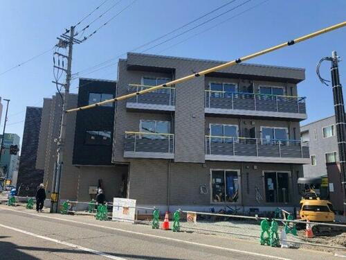 Ｖｉｌｌａ　ＣＲＥＳＴ