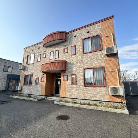 北海道室蘭市東町１丁目 賃貸アパート