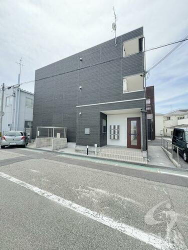 兵庫県神戸市兵庫区芦原通６丁目 3階建 築7年10ヶ月