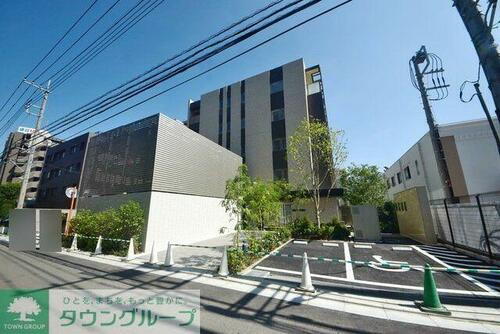 ドゥーエ武蔵浦和 5階建