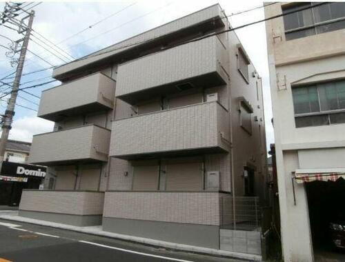 レオナール寺谷 3階建