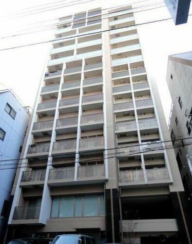 東京都台東区浅草６丁目 14階建