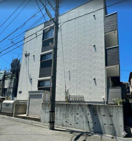 福岡県北九州市小倉北区緑ケ丘２丁目 築9年4ヶ月 3階建