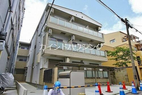 大阪府大阪市西成区千本南２丁目 3階建