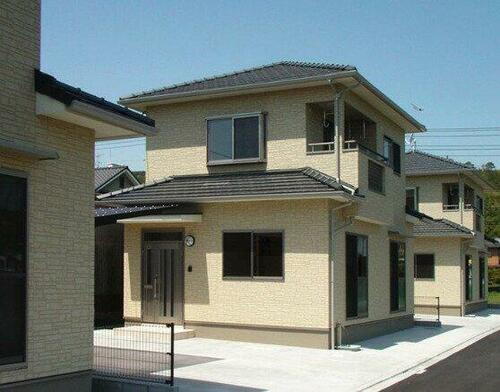 プランドール津之郷 2階建