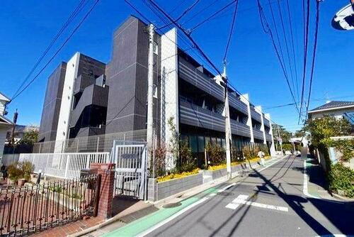 ＡＬＴＥＲＮＡ経堂 3階建
