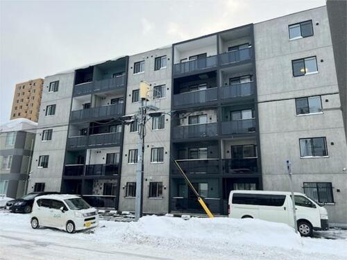 北海道札幌市東区北十七条東３丁目 5階建