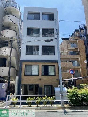 東京都板橋区坂下１丁目 5階建