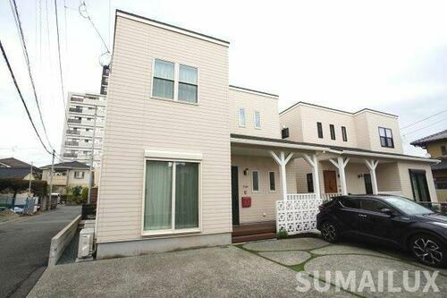 熊本県熊本市中央区国府２丁目 2階建