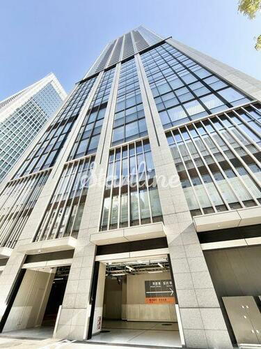 東京都港区浜松町２丁目 賃貸マンション