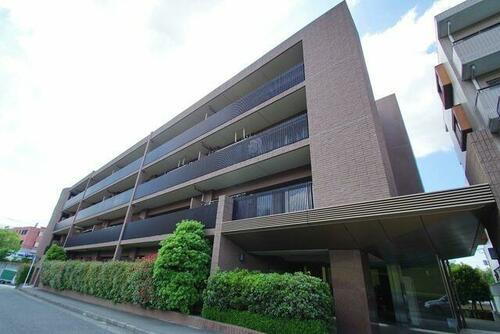 神奈川県川崎市麻生区南黒川 4階建