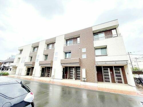 コンフォーティア 3階建
